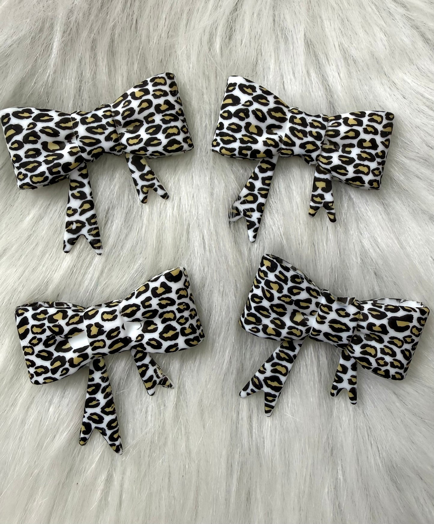 GOLD LEOPARD BOW