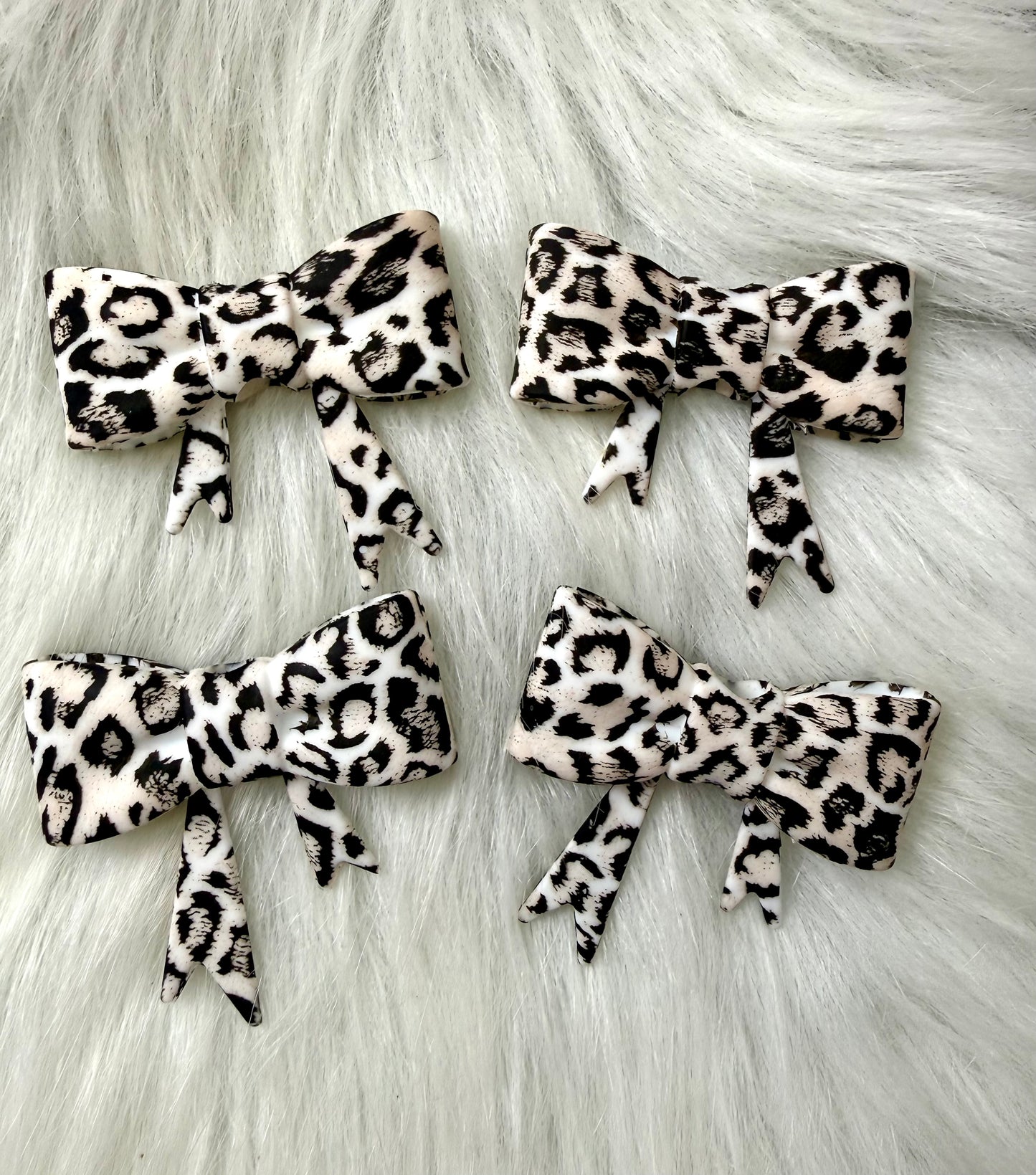LEOPARD BOW